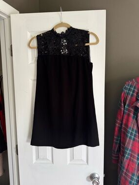 Theory Black Lace Yoke Sleeveless Dress